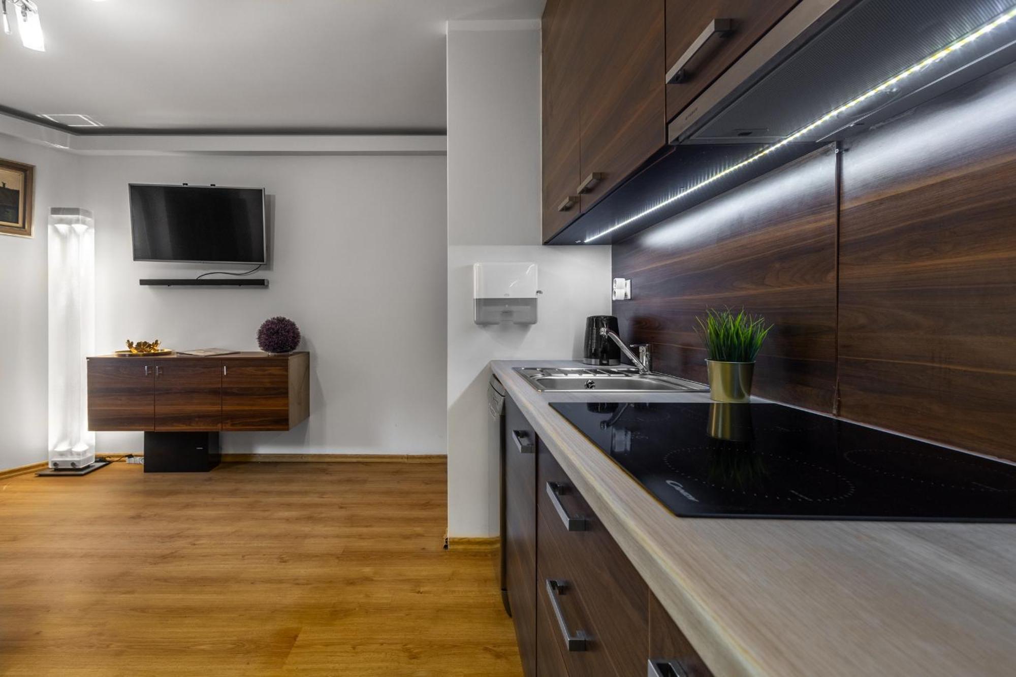 Aparthotel City Center Apartments Krynica Zdroj Exterior foto