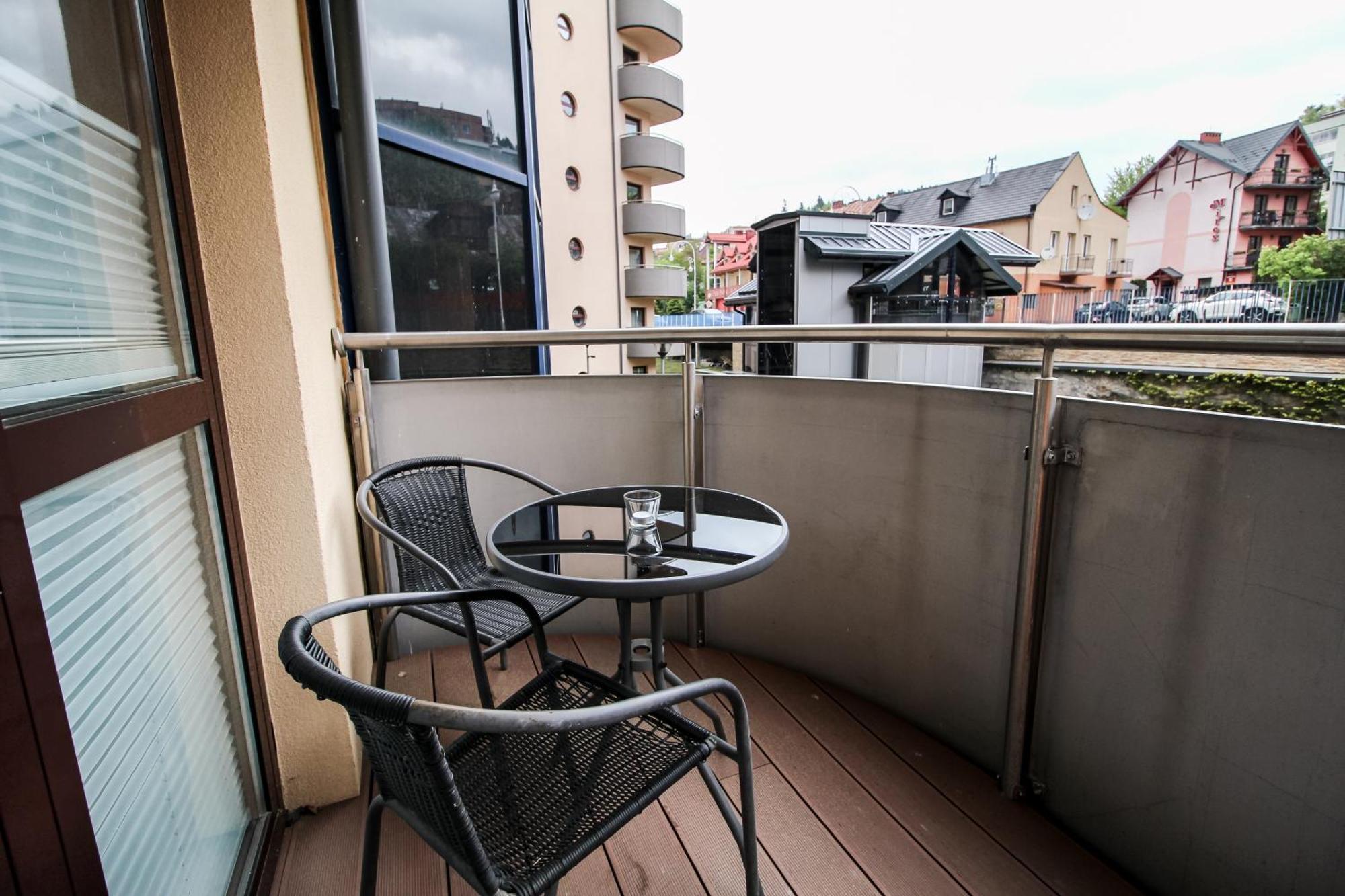 Aparthotel City Center Apartments Krynica Zdroj Exterior foto